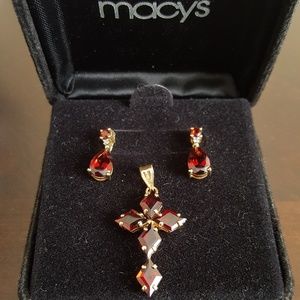 14K Garnet and Gold Earrings/Cross